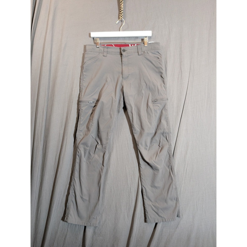 Wrangeler Men's Gray Cargo Pants‎ Size 33/30